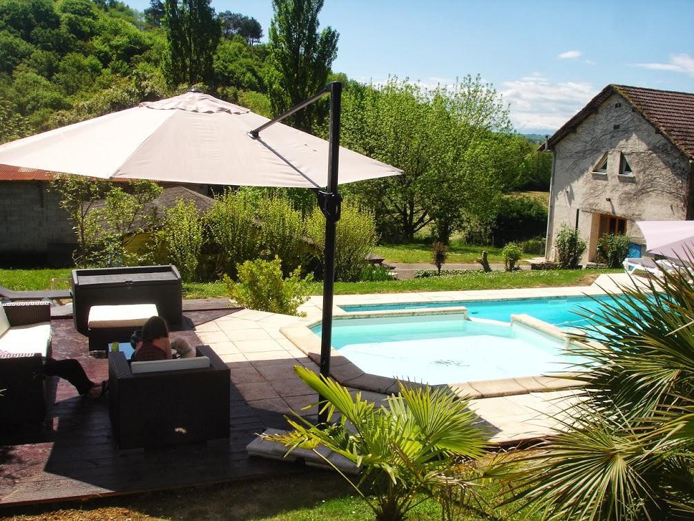 Chambres D'Hotes Domaine De Compostelle Casteide-Candau Екстериор снимка