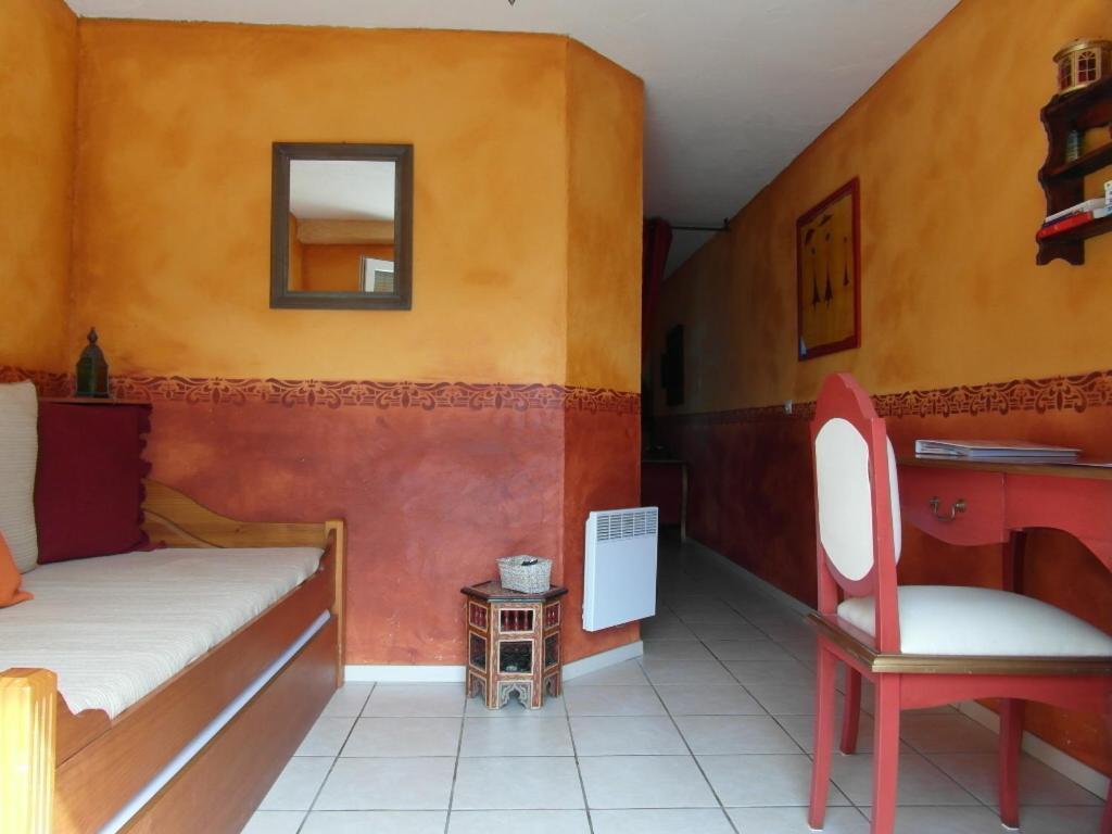 Chambres D'Hotes Domaine De Compostelle Casteide-Candau Стая снимка