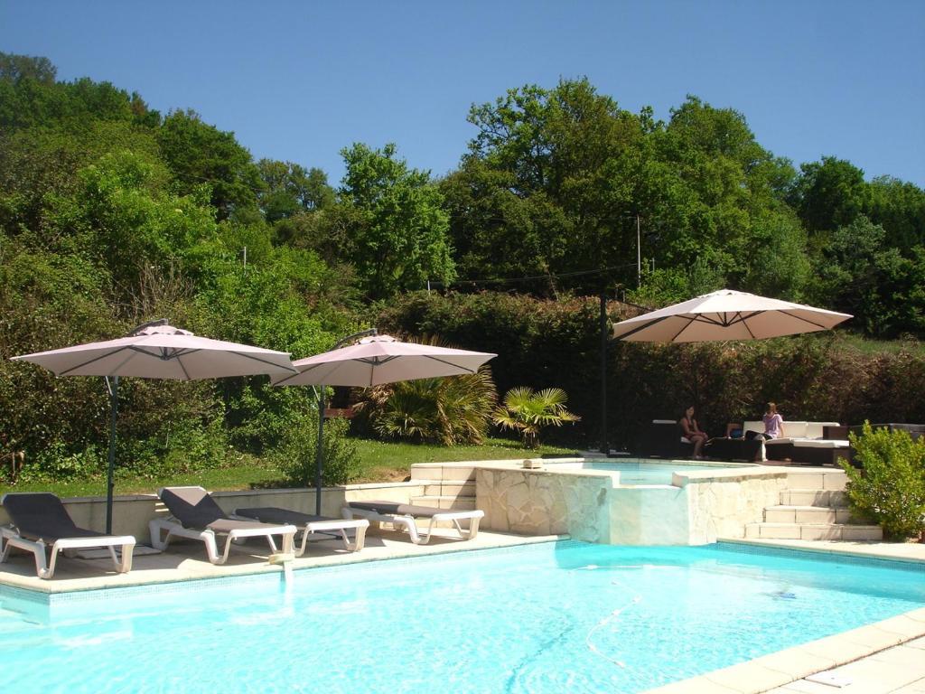 Chambres D'Hotes Domaine De Compostelle Casteide-Candau Екстериор снимка